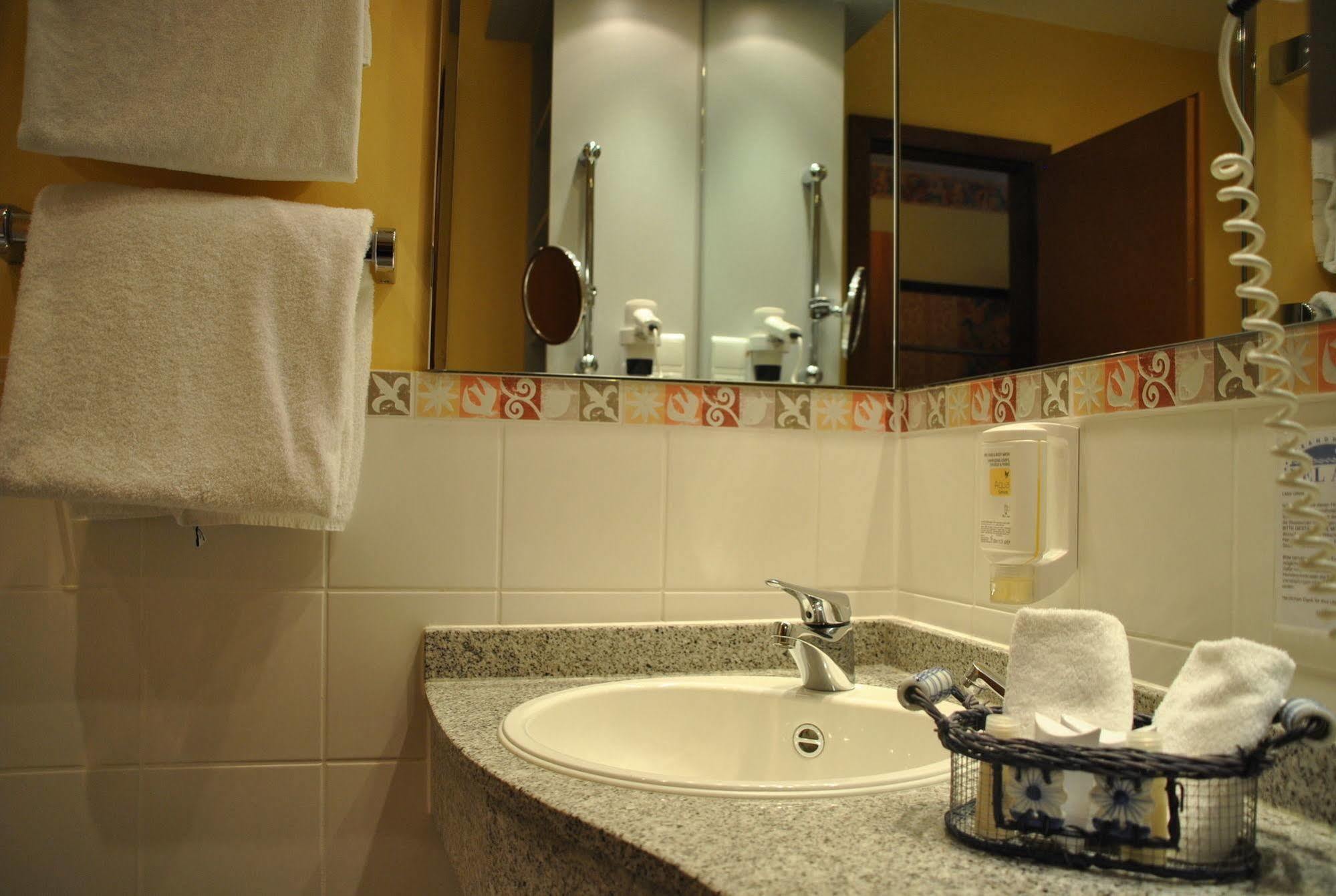 Bel Air Strandhotel Глове Екстериор снимка